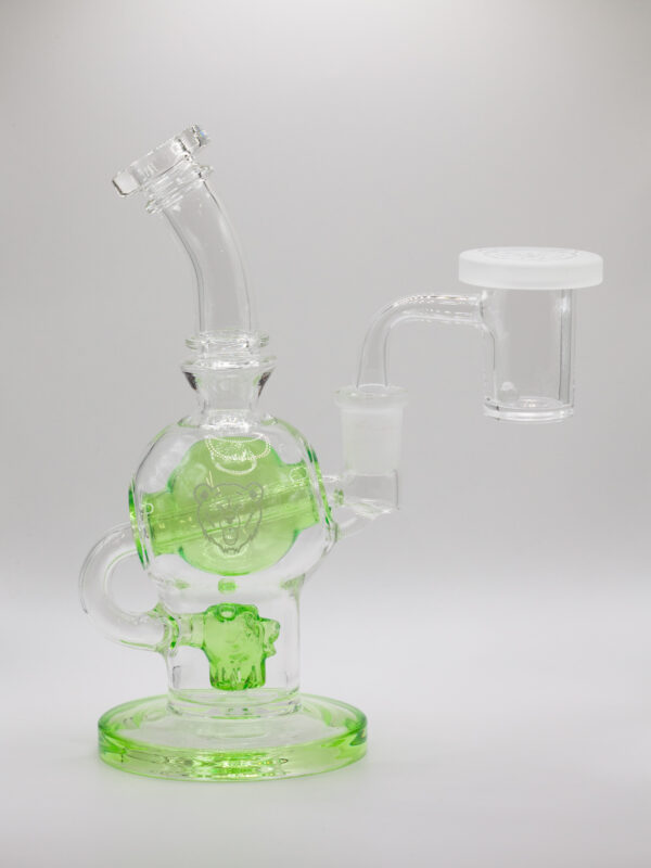 glass rig, glass dab rig, wax rig, dab rig, best dab rig, best wax rig, concentrate vaporizer, best vaporizer, Bear Quartz, rig, concentrates